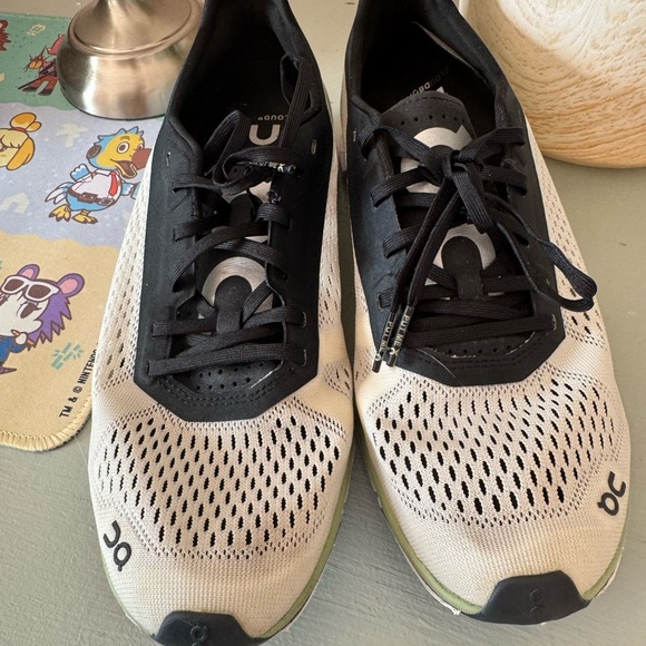 On Cloud Running Men’s Cloudboom Size 7 - Picture 6 of 7